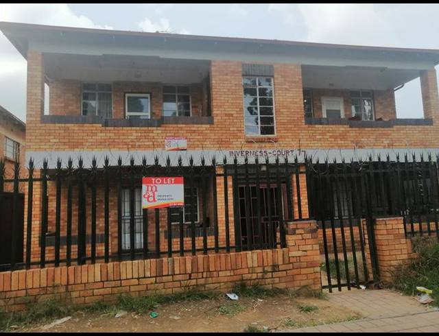 4 BEDROOM APARTMENT FOR SALE IN TURFFONTEIN
